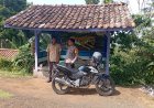 Polsek Kawali Tingkatkan Sambang dan Himbauan Kamtibmas di Desa Sukanagara Jelang Perlombaan Kamtibmas