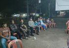 Polsek Sukadana Siaga Amankan Nobar Persib di Halaman Kantor Kecamatan