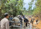 Pembangunan Desa, Polsek Cimaragas Monitoring Pengecoran Jalan Gandapura-Sukalilah