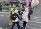 Polsek Cihaurbeuti Hadir di Depan Sekolah, Jaga Keselamatan Pelajar dan Kelancaran Lalu Lintas