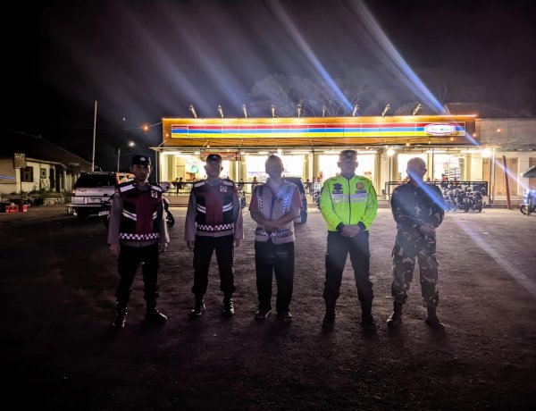 Polsek Cihaurbeuti Bersama Koramil Intensifkan Patroli Blue Light, Antisipasi C3 dan Gangguan Kamtibmas